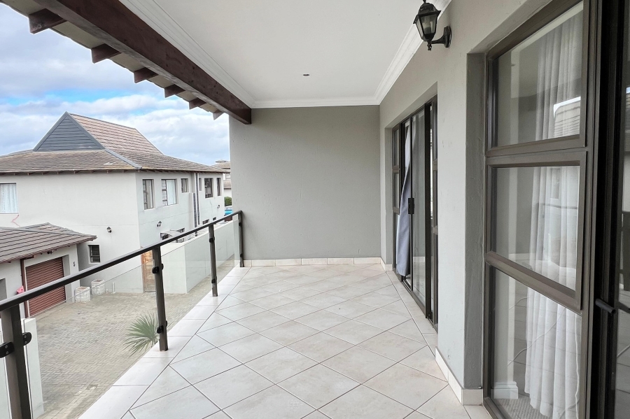 3 Bedroom Property for Sale in Wavecrest Eastern Cape